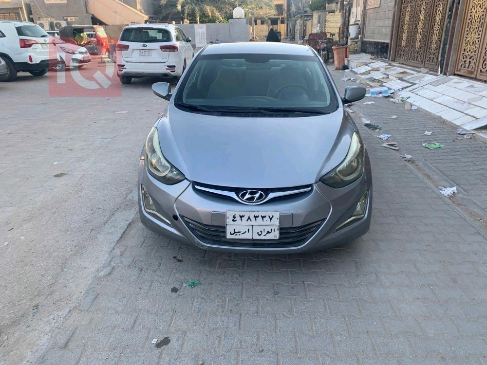 Hyundai Elantra